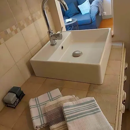Отель Truffle